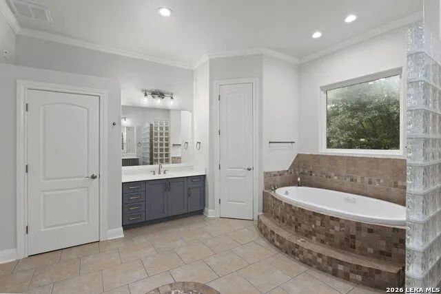 26807 Interstate 10 W Unit 3 Boerne, TX 78006