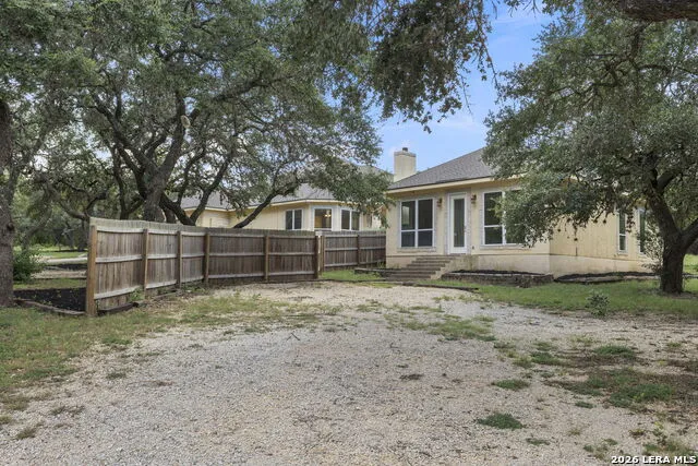 26807 Interstate 10 W Unit 3 Boerne, TX 78006