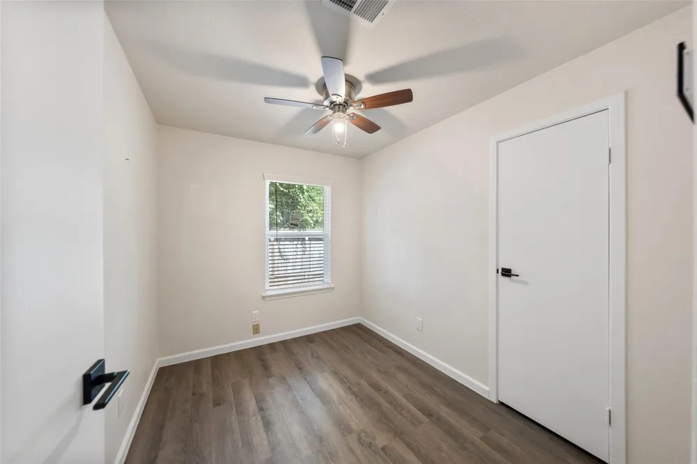 7 Hasting Oak Court The Woodlands, TX 77381