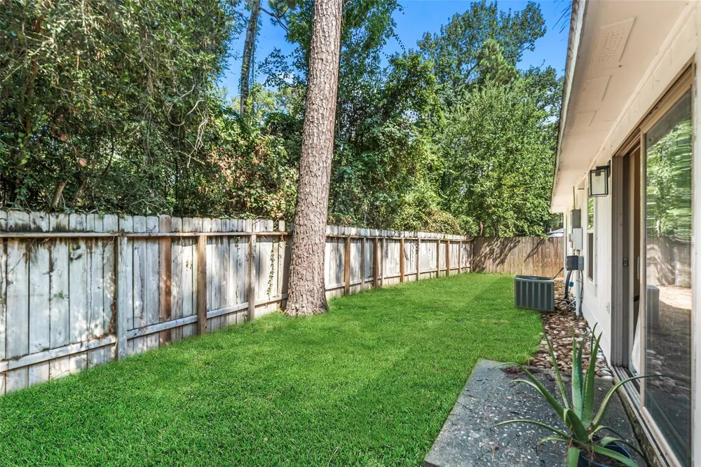 7 Hasting Oak Court The Woodlands, TX 77381