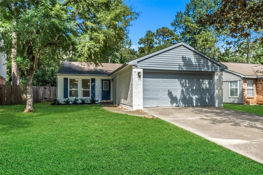 7 Hasting Oak Court The Woodlands, TX 77381