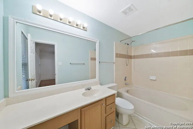 10215 TIGER BAY San Antonio, TX 78251