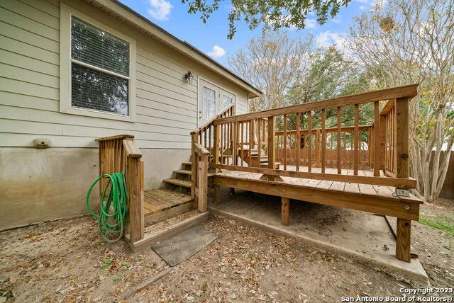 10215 TIGER BAY San Antonio, TX 78251