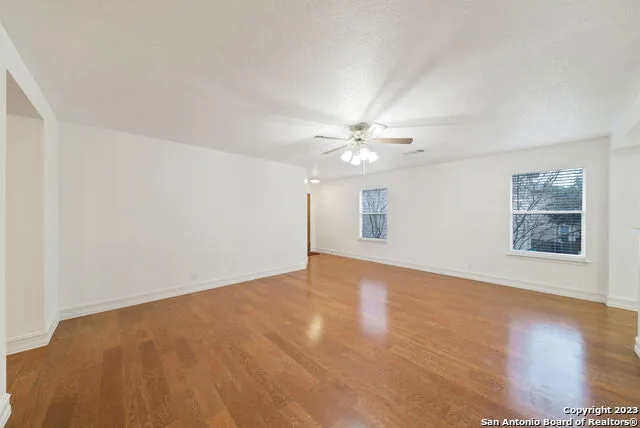 10215 TIGER BAY San Antonio, TX 78251