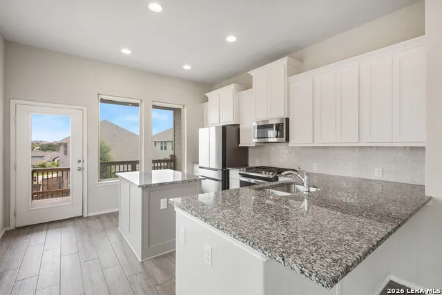 2630 River Pointe San Antonio, TX 78245