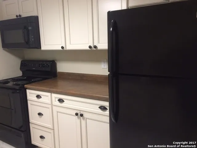 10515 Hillbrook Unit 1 Schertz, TX 78108