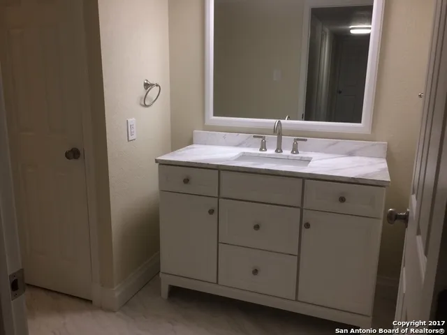 10515 Hillbrook Unit 1 Schertz, TX 78108