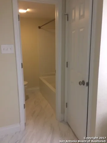 10515 Hillbrook Unit 1 Schertz, TX 78108