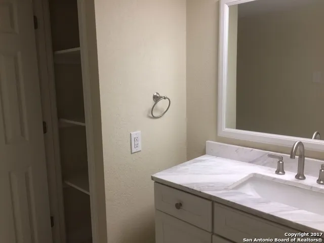 10515 Hillbrook Unit 1 Schertz, TX 78108