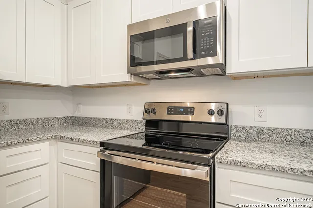 13513 Tulipwood Nook Unit 102 San Antonio, TX 78253