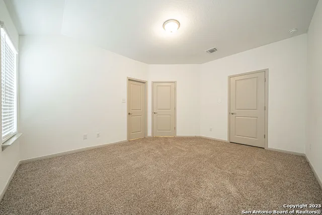 13513 Tulipwood Nook Unit 102 San Antonio, TX 78253