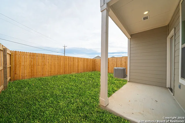 13513 Tulipwood Nook Unit 102 San Antonio, TX 78253