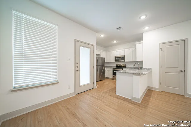 13513 Tulipwood Nook Unit 102 San Antonio, TX 78253