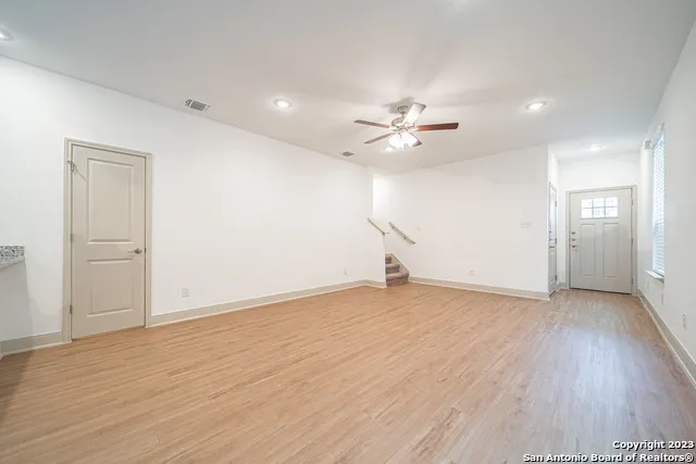 13513 Tulipwood Nook Unit 102 San Antonio, TX 78253