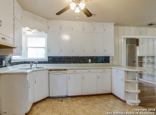 114 Aransas Pass Boerne, TX 78006