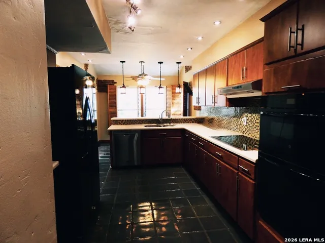 3623 GREEN SPG San Antonio, TX 78247