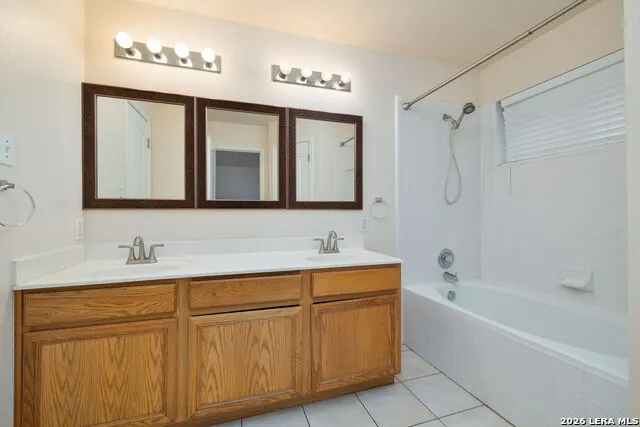 30 PEMBROKE LN San Antonio, TX 78240