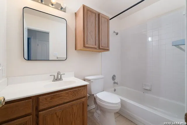 30 PEMBROKE LN San Antonio, TX 78240
