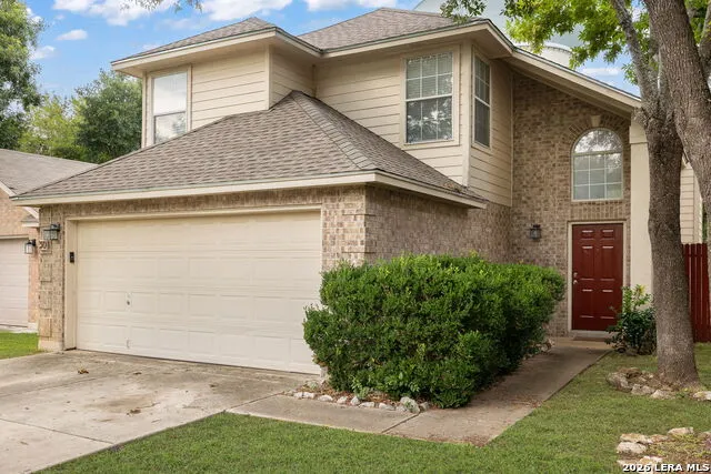 30 PEMBROKE LN San Antonio, TX 78240