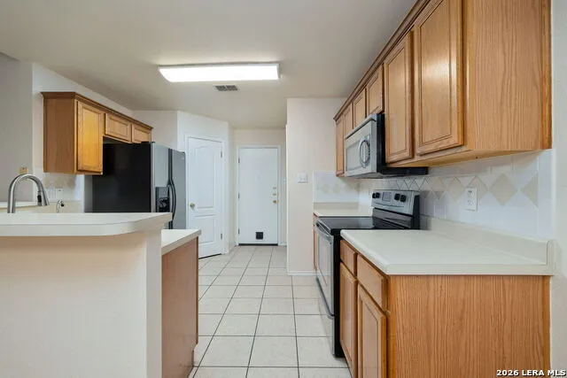 30 PEMBROKE LN San Antonio, TX 78240