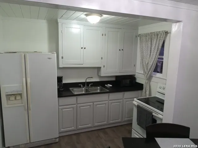 2427 W SOUTHCROSS Unit REAR San Antonio, TX 78211