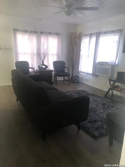 2427 W SOUTHCROSS Unit REAR San Antonio, TX 78211