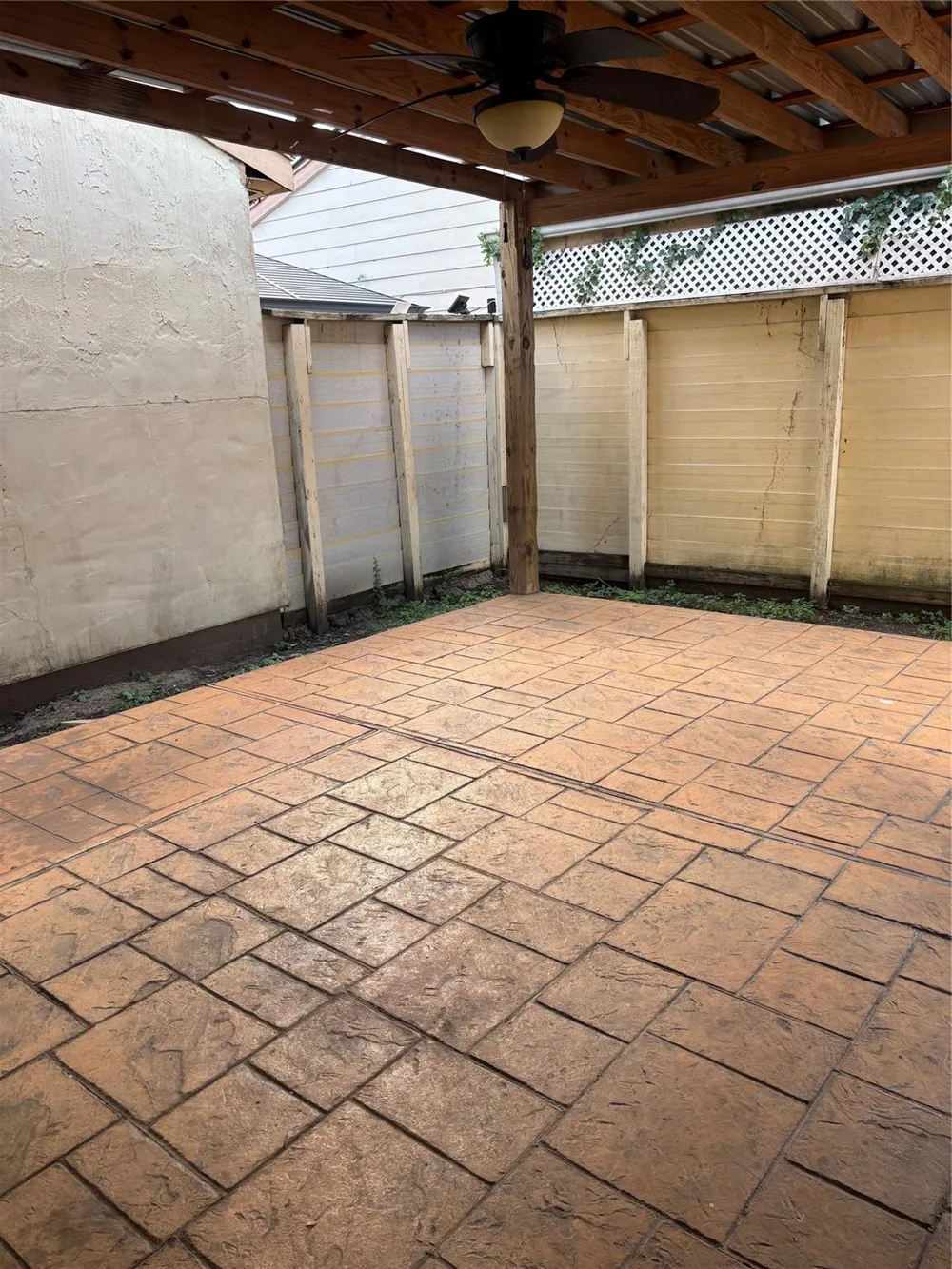 7824 Windward Passage Street Houston, TX 77072