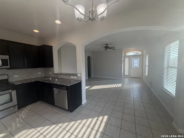 2510 LONESOME CREEK TRL New Braunfels, TX 78130