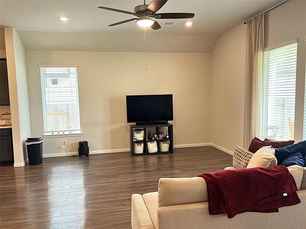 3040 Chestnut Ln Brookshire, TX 77423