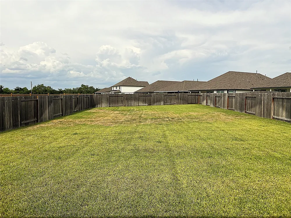 3040 Chestnut Ln Brookshire, TX 77423