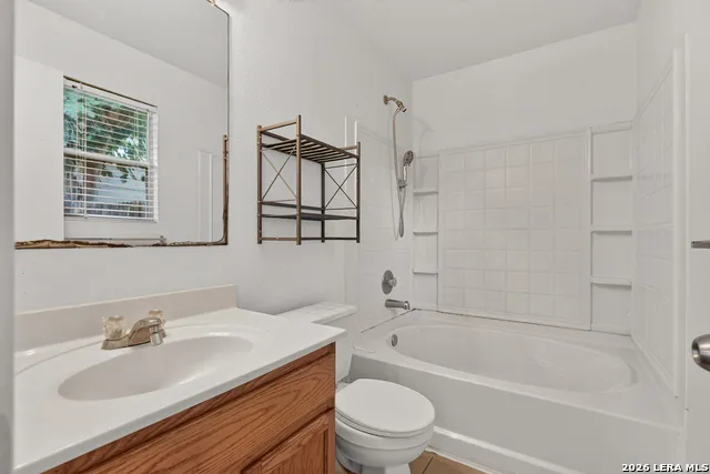 119 Quince Flower San Antonio, TX 78253