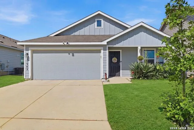 11942 Fuzzy Path San Antonio, TX 78221