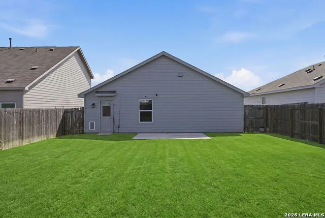 11942 Fuzzy Path San Antonio, TX 78221