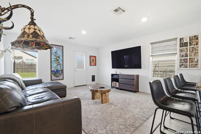 11942 Fuzzy Path San Antonio, TX 78221