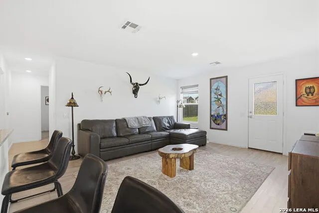11942 Fuzzy Path San Antonio, TX 78221