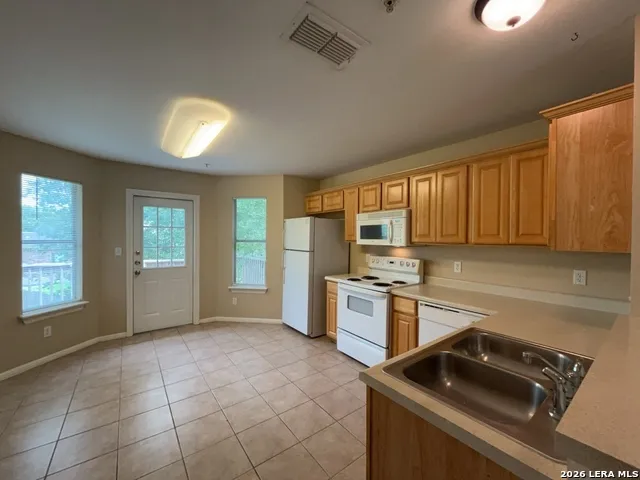3143 DOUGLAS FIR DR New Braunfels, TX 78130