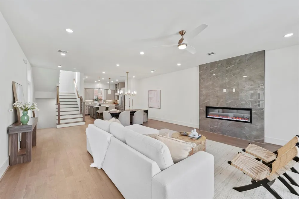 5407 Dickson Street Houston, TX 77007