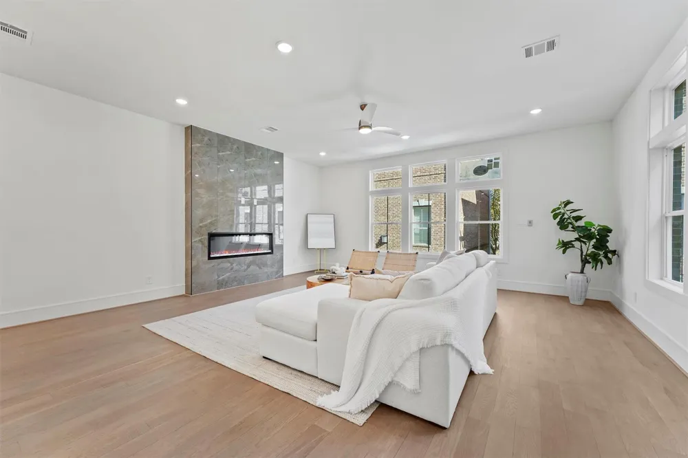 5407 Dickson Street Houston, TX 77007