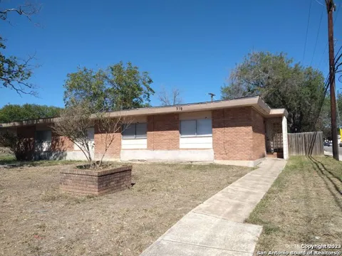 359 Waxwood Ln