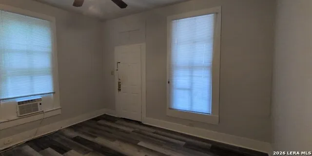 816 E Carson St San Antonio, TX 78208