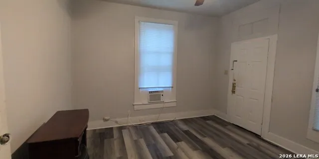 816 E Carson St San Antonio, TX 78208