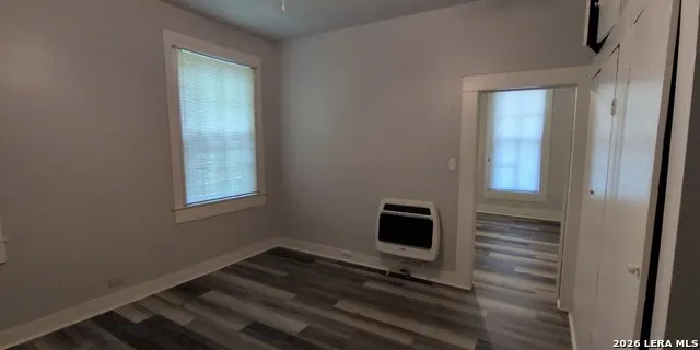 816 E Carson St San Antonio, TX 78208