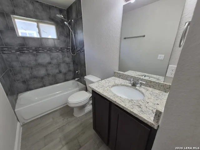 13219 Reid Meadows Live Oak, TX 78233