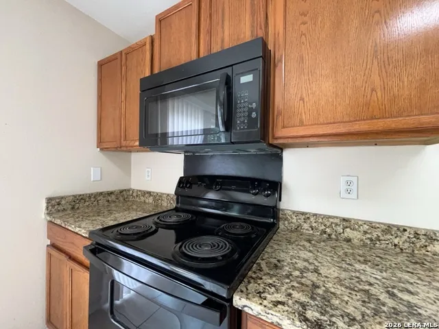 6667 Beech Trail Converse, TX 78109