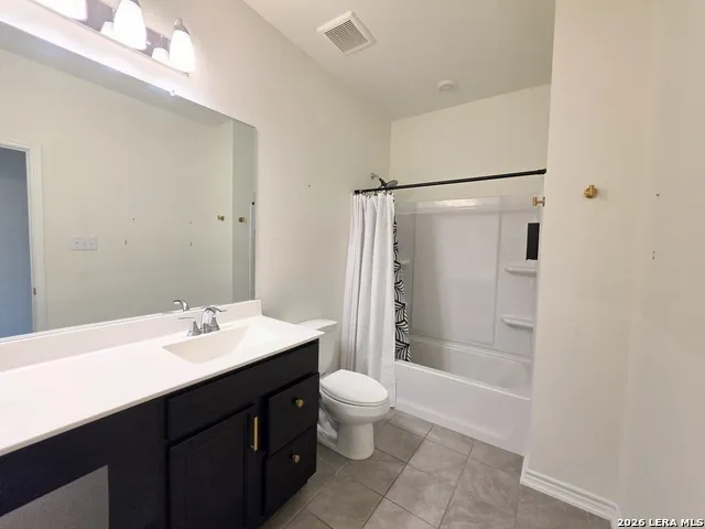 250 W FLOWING RIVER DR Boerne, TX 78006