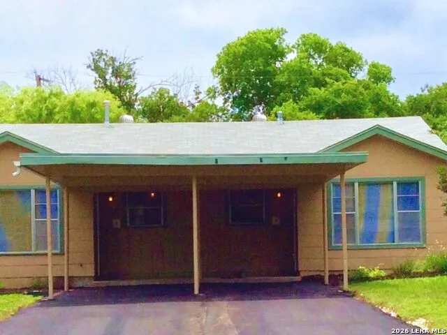 622 Bexar San Antonio, TX 78228