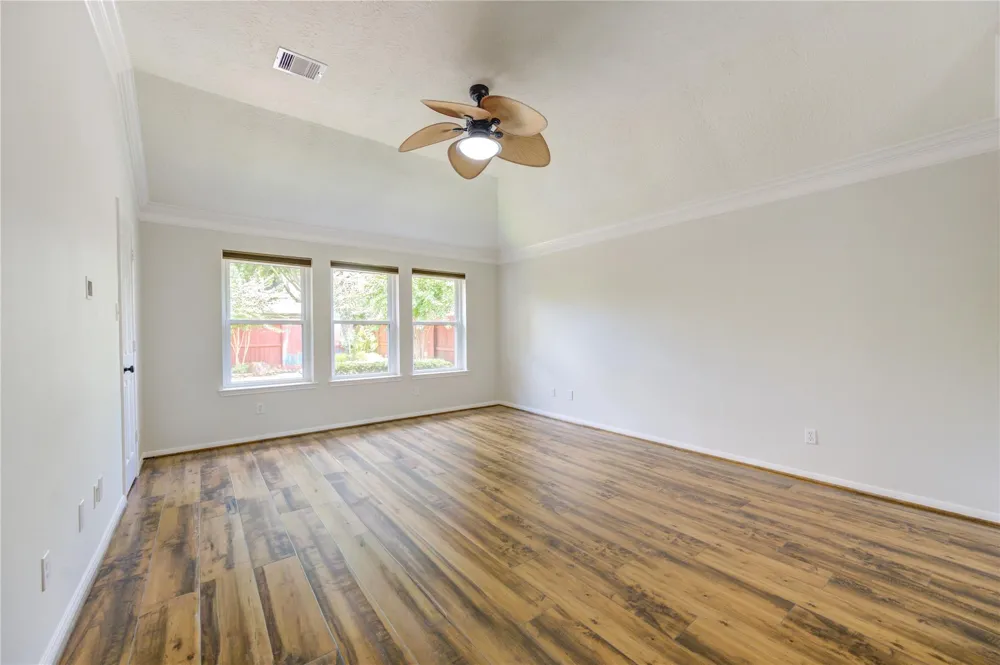 15831 Laurel Cove Cove Tomball, TX 77377