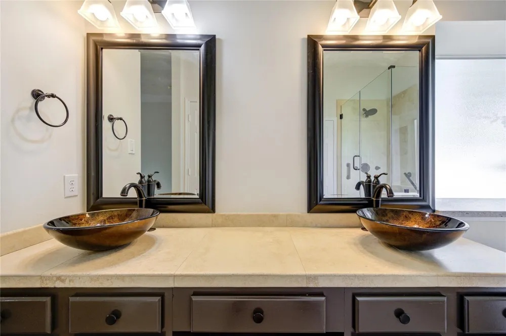 15831 Laurel Cove Cove Tomball, TX 77377