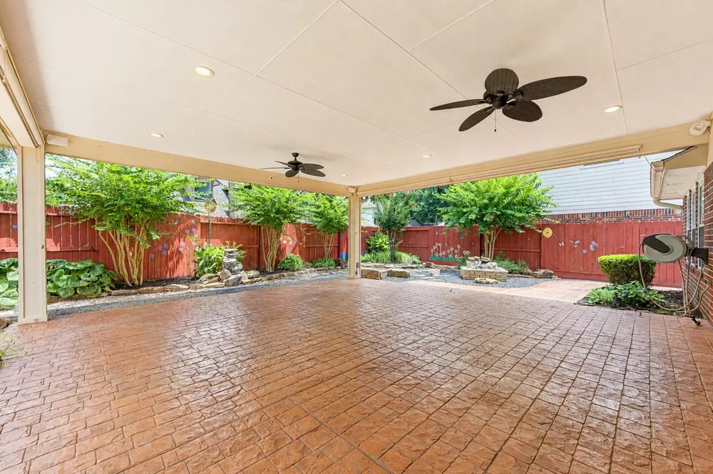 15831 Laurel Cove Cove Tomball, TX 77377