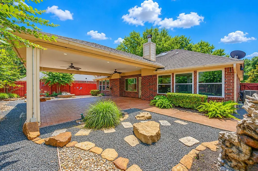 15831 Laurel Cove Cove Tomball, TX 77377